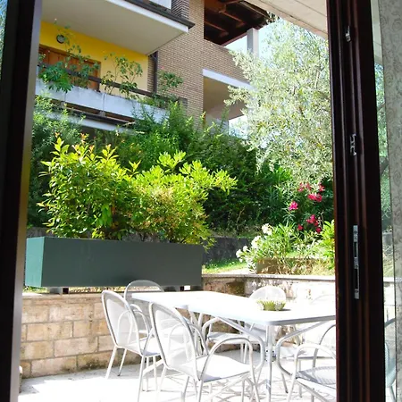 Familienfreundliches Mit Garten Apartment